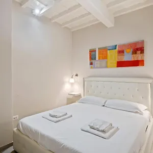 Il Palazzo Della Signoria Modern Loft Apartment